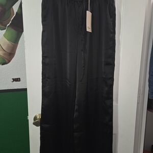 Elie Tahari  Black Dress Pants